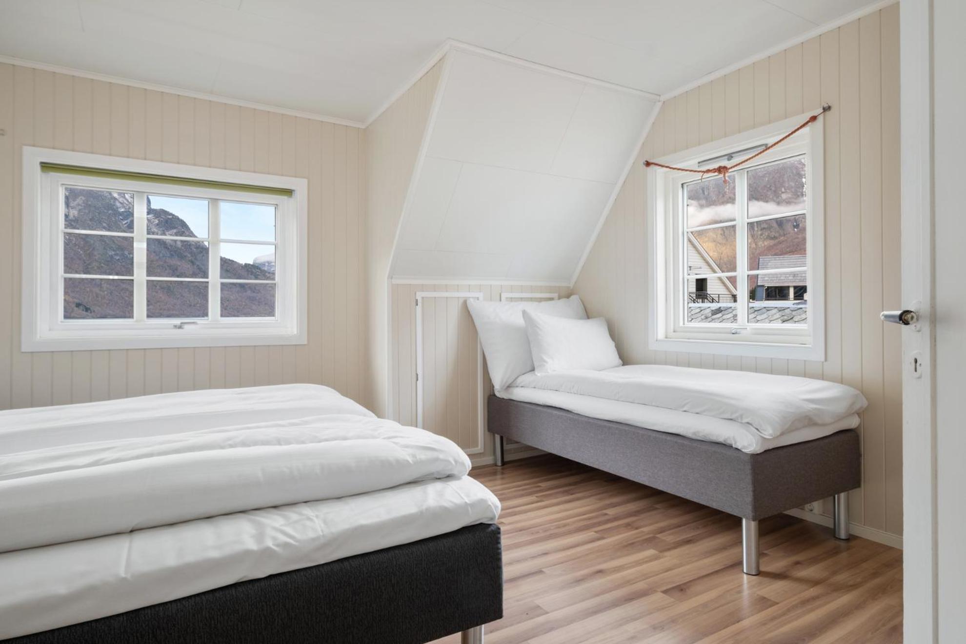 Aurland Guesthouse Bagian luar foto